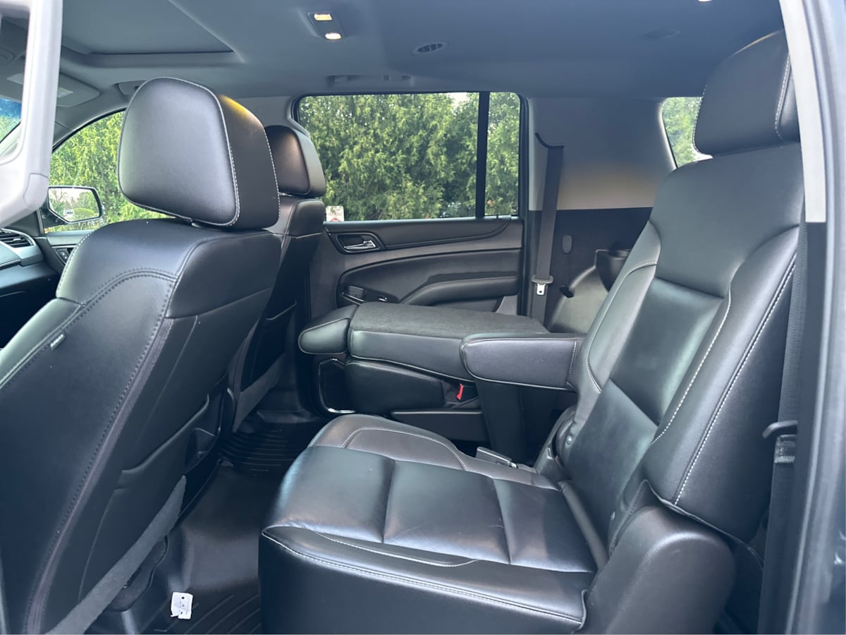 Photo 10 of this Chevrolet Suburban