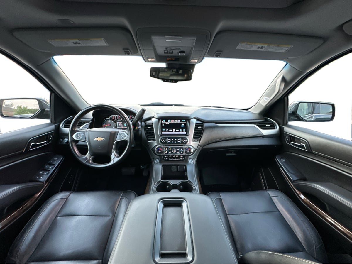 Photo 26 of this Chevrolet Suburban