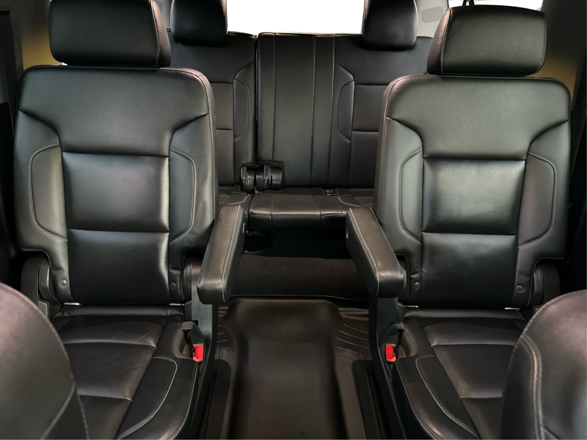Photo 14 of this Chevrolet Suburban
