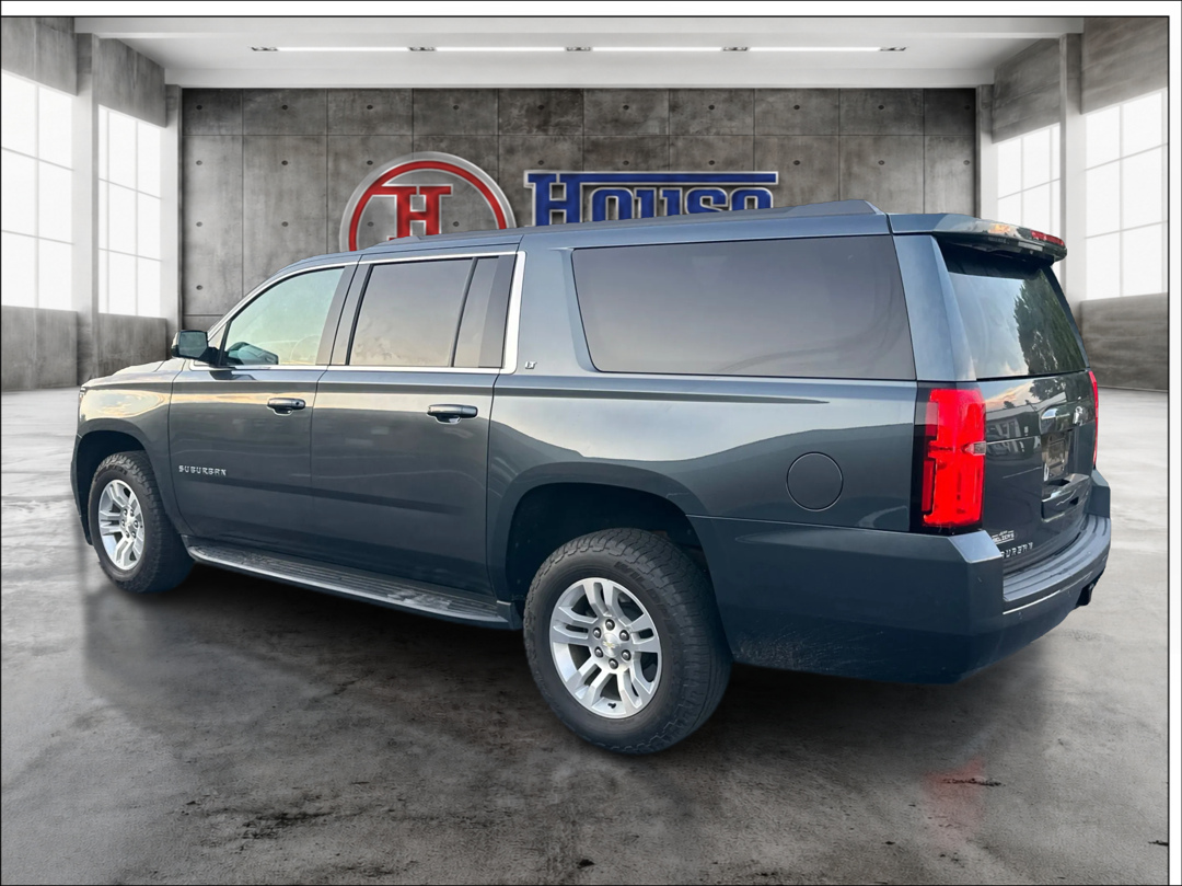 Photo 7 of this Chevrolet Suburban