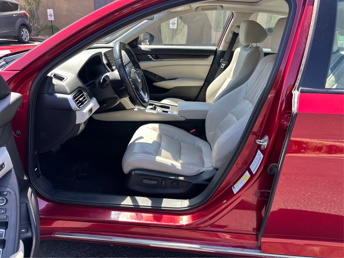 2018 Honda Accord EX-L - Photo 9
