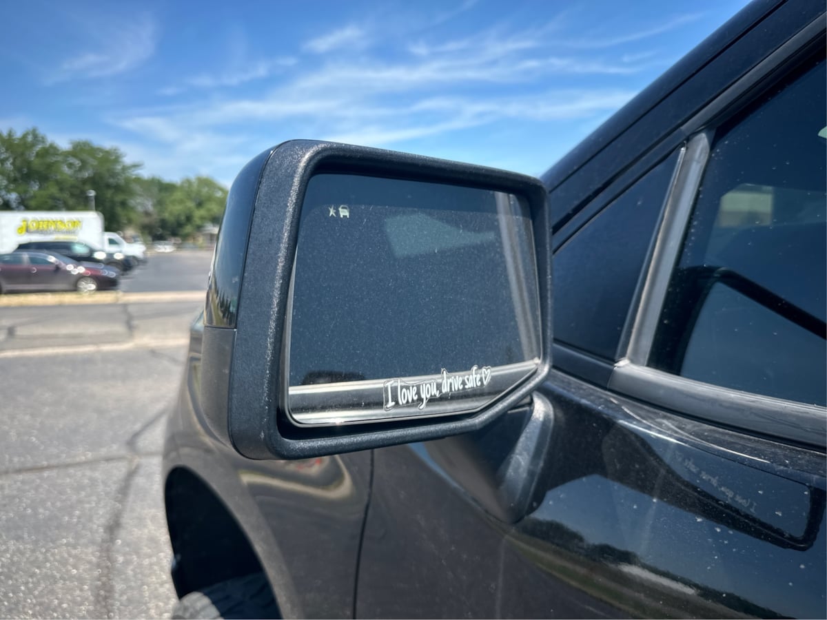 Photo 24 of this Chevrolet Silverado 1500