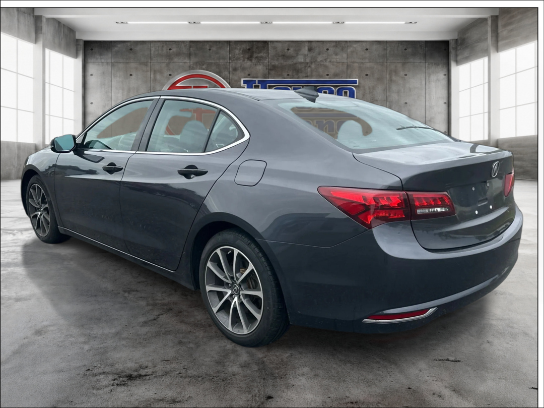 Photo 7 of this Acura TLX