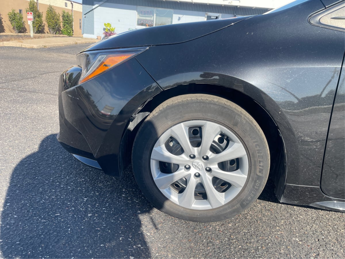 Photo 19 of this Toyota Corolla