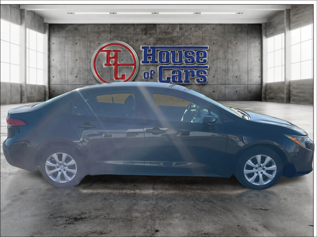 Photo 4 of this Toyota Corolla
