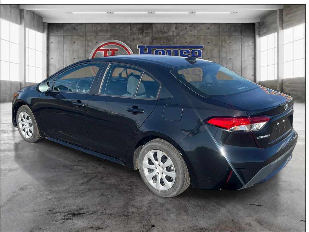 Photo 7 of this Toyota Corolla