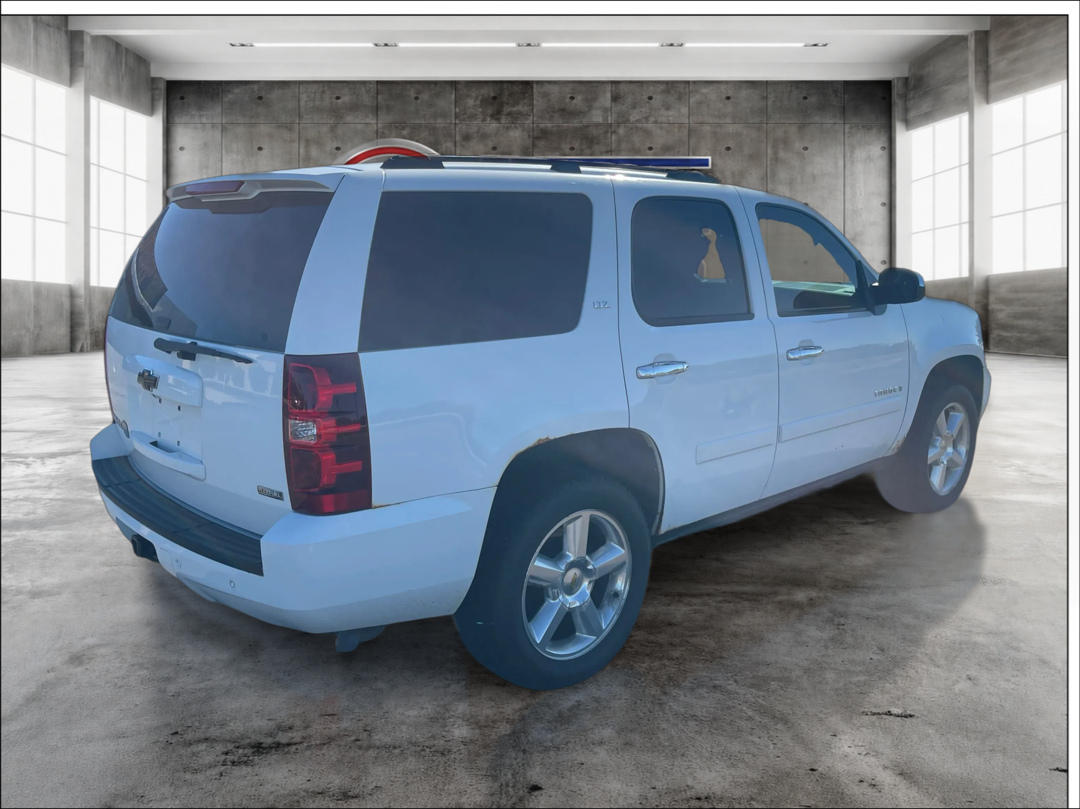 Photo 5 of this Chevrolet Tahoe