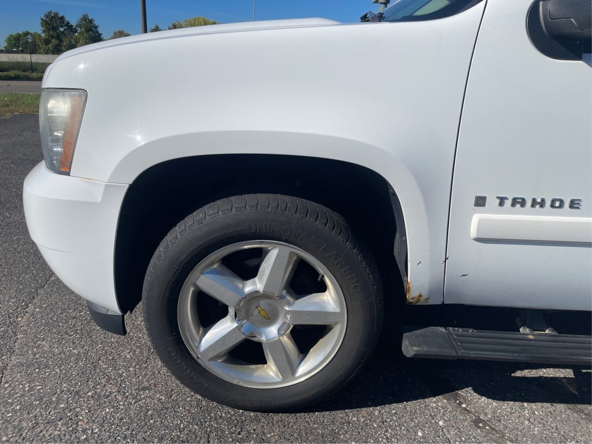 Photo 25 of this Chevrolet Tahoe