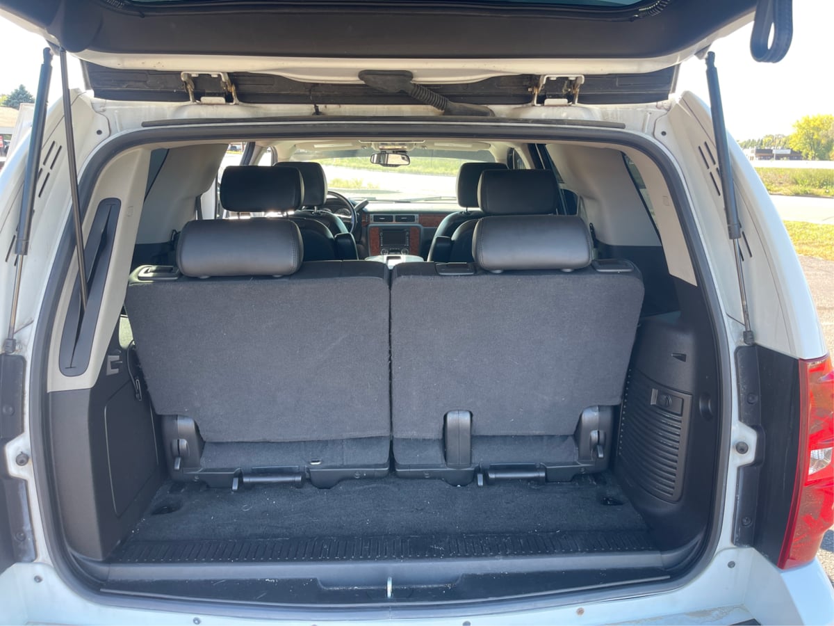 Photo 12 of this Chevrolet Tahoe