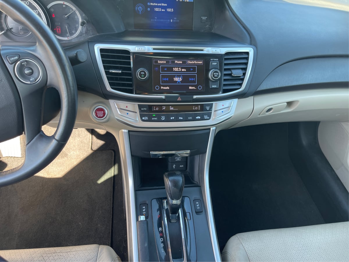 Photo 16 of this Honda Accord Sedan