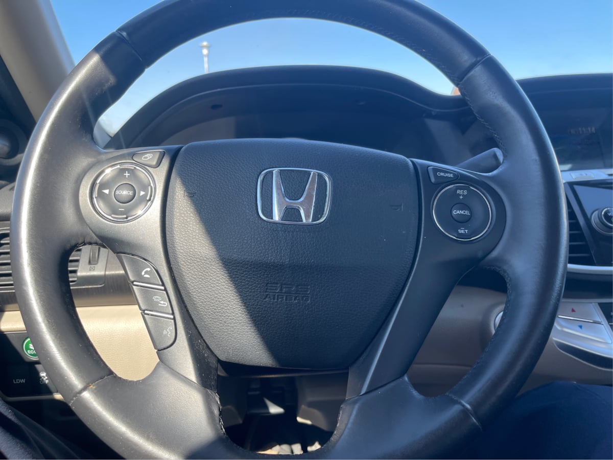 Photo 18 of this Honda Accord Sedan