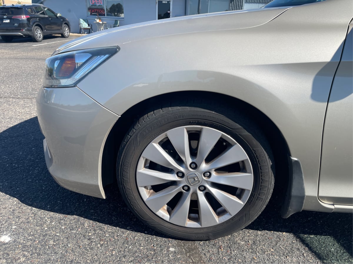 Photo 22 of this Honda Accord Sedan