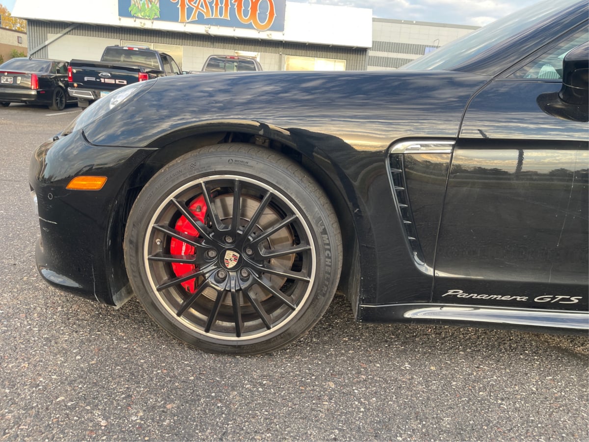 Photo 23 of this Porsche Panamera