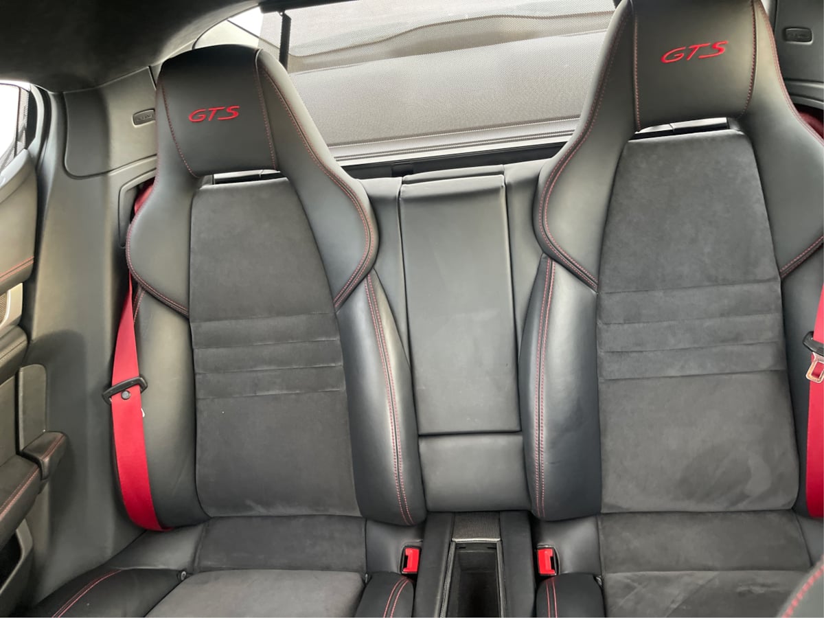 Photo 14 of this Porsche Panamera