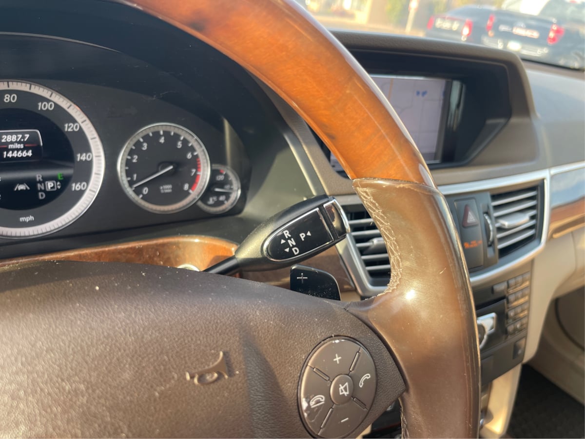 Photo 29 of this Mercedes-Benz E 350