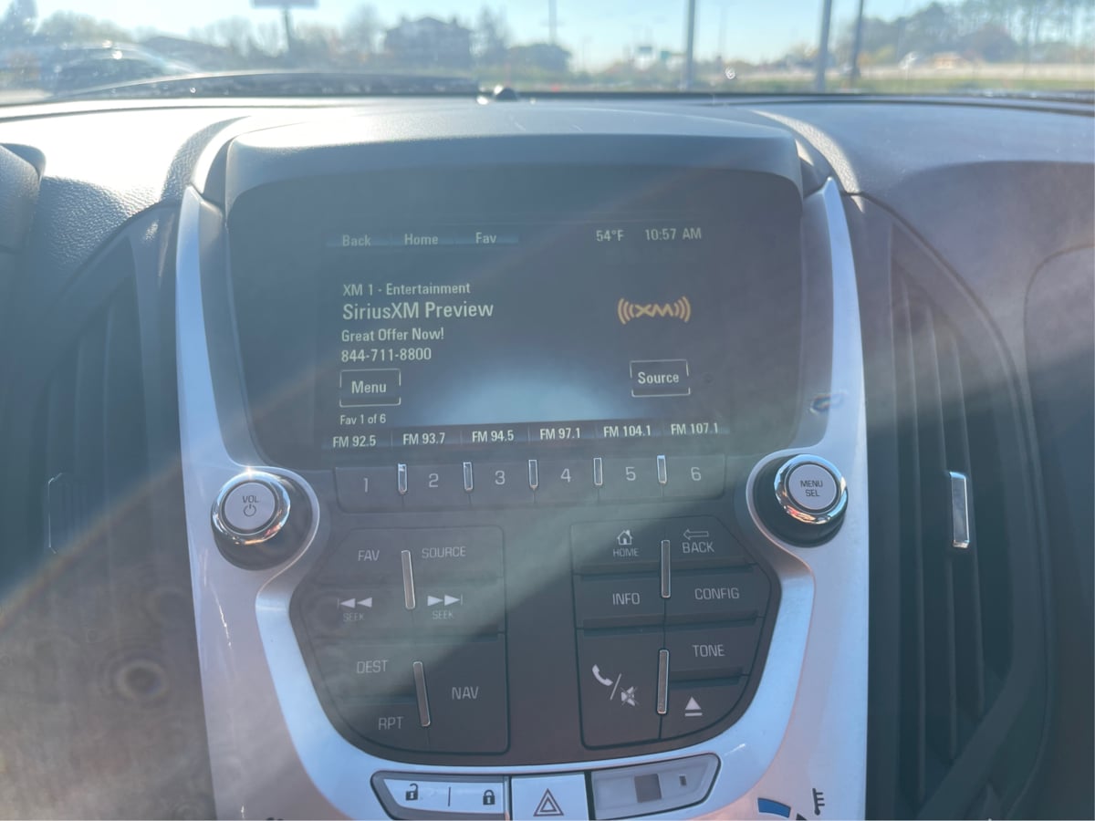 Photo 15 of this Chevrolet Equinox
