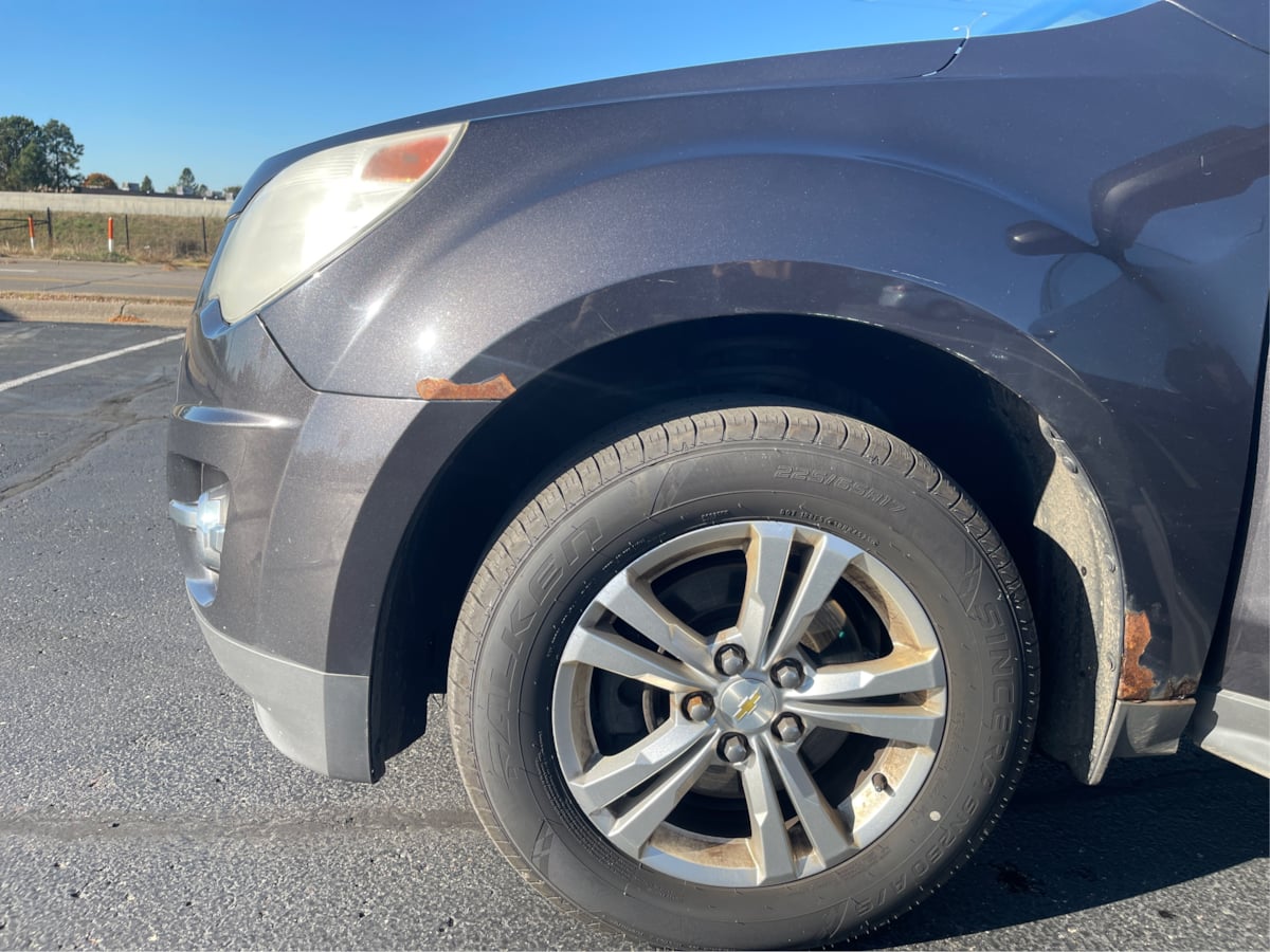 Photo 23 of this Chevrolet Equinox