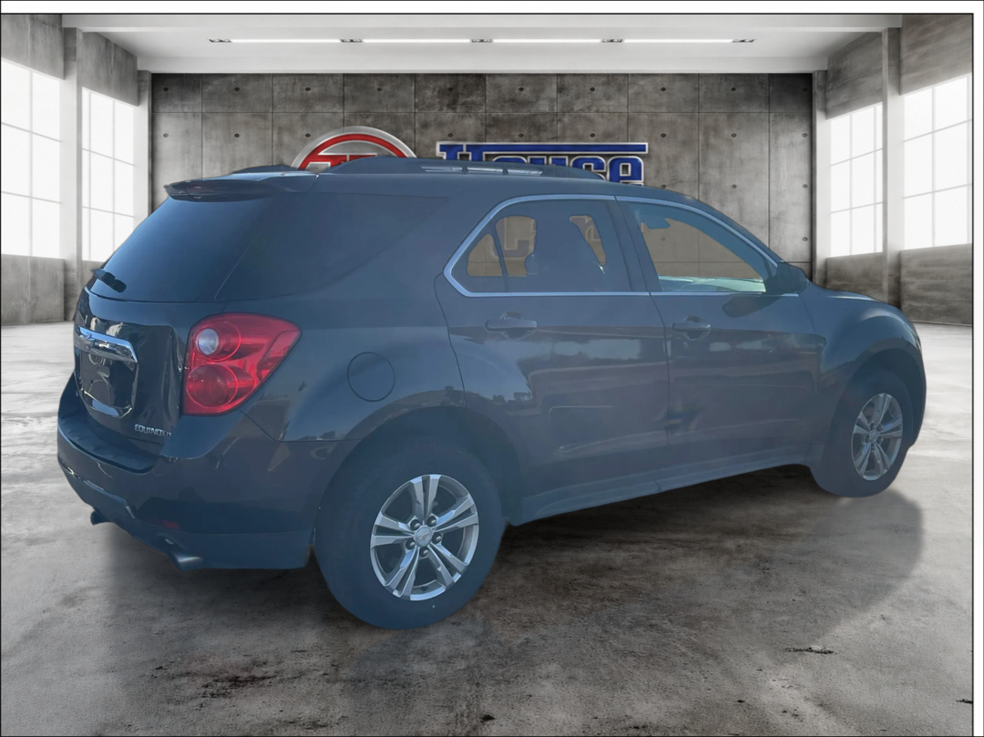 Photo 5 of this Chevrolet Equinox