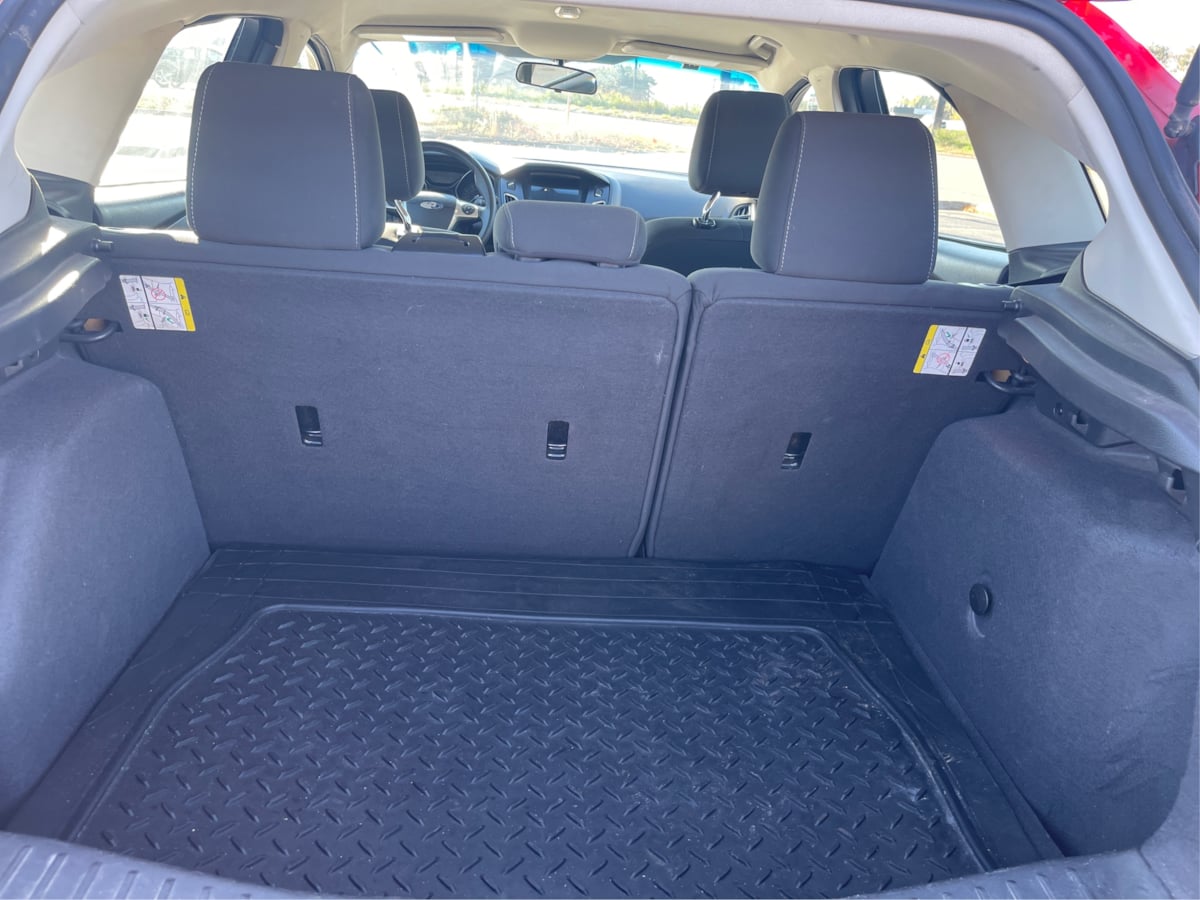 Photo 11 of this Ford Focus