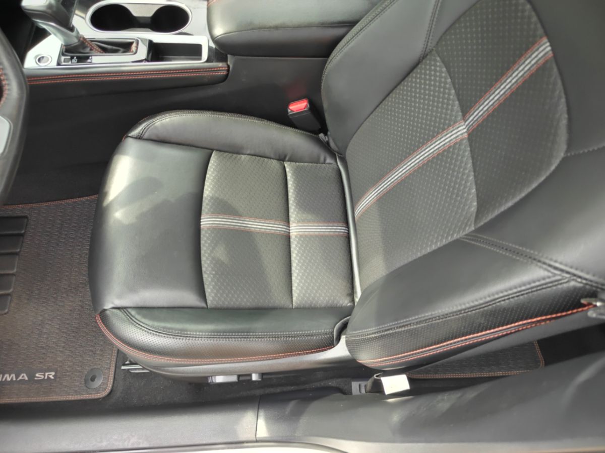 Photo 12 of this Nissan Altima