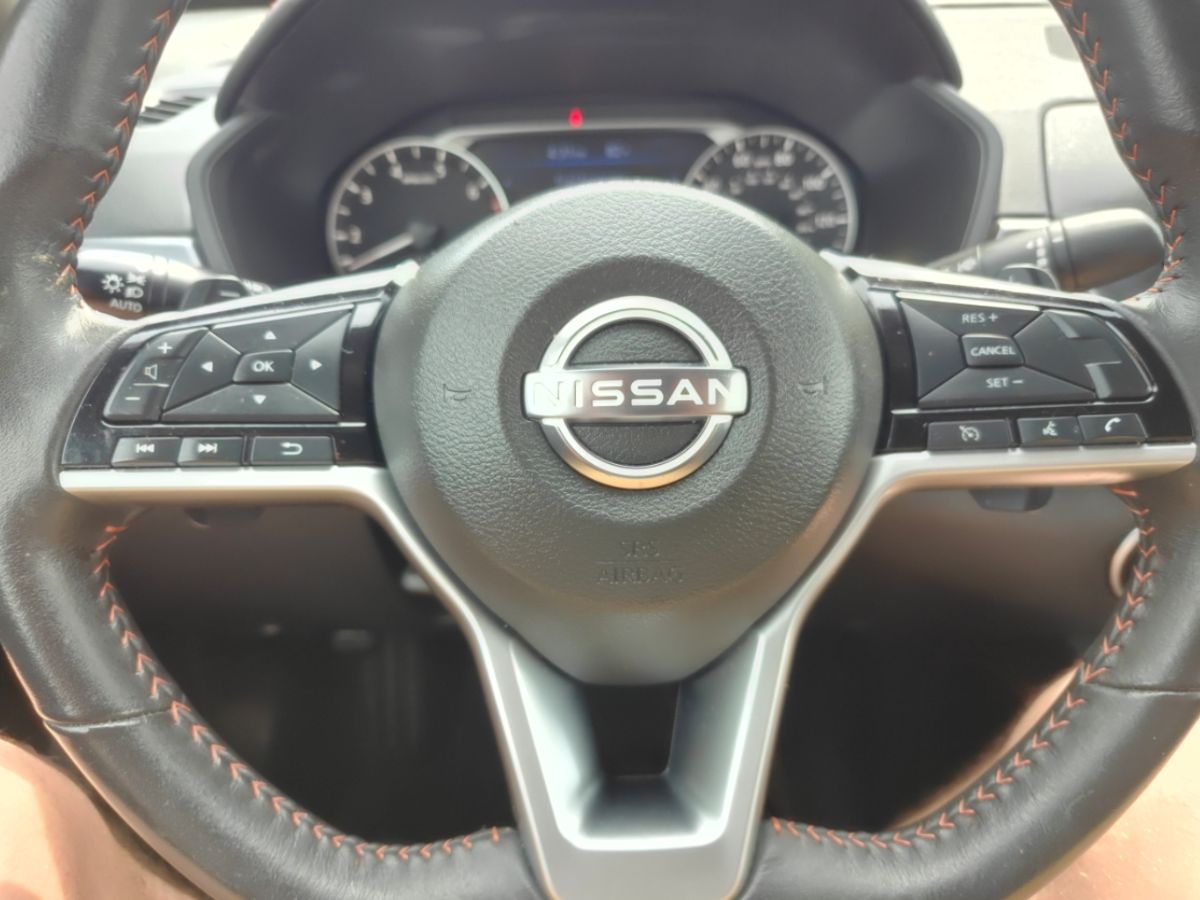 Photo 18 of this Nissan Altima