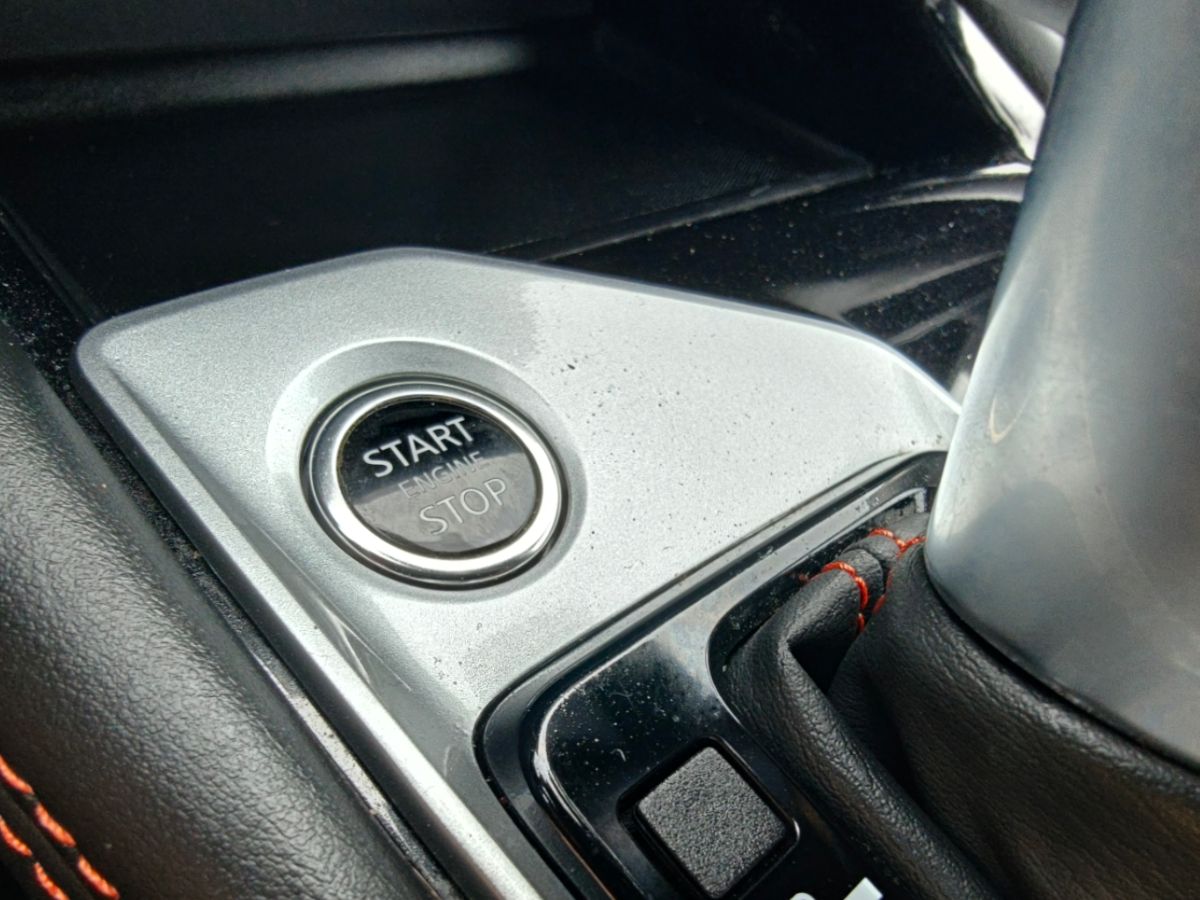 Photo 22 of this Nissan Altima