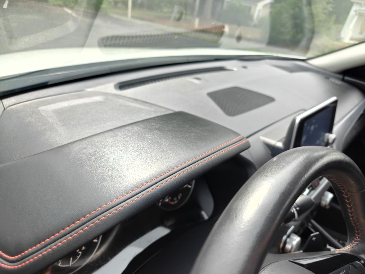 Photo 24 of this Nissan Altima