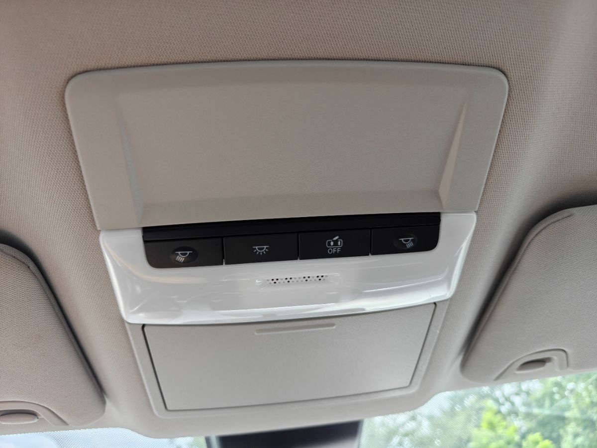Photo 29 of this Nissan Altima