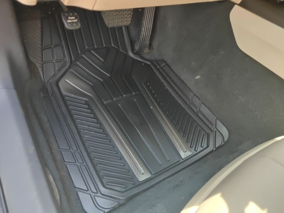 Photo 15 of this Toyota Camry