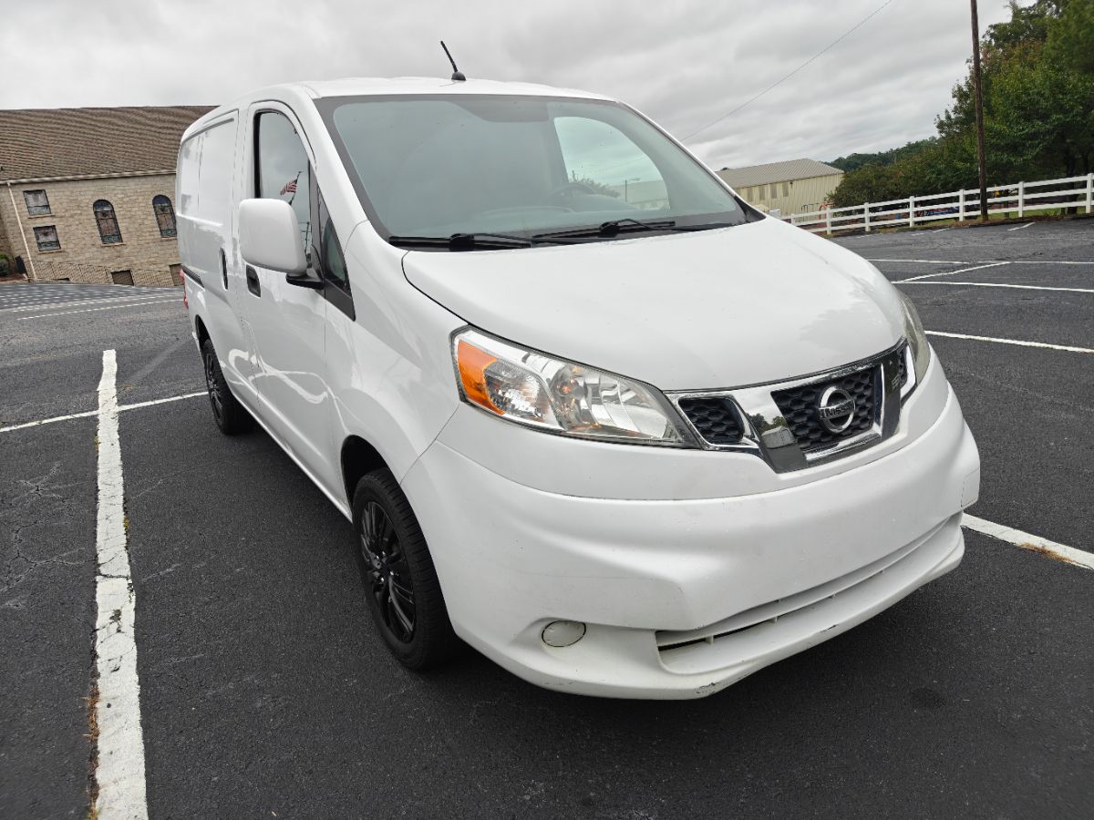 Photo 2 of this Nissan NV200 Compact Cargo