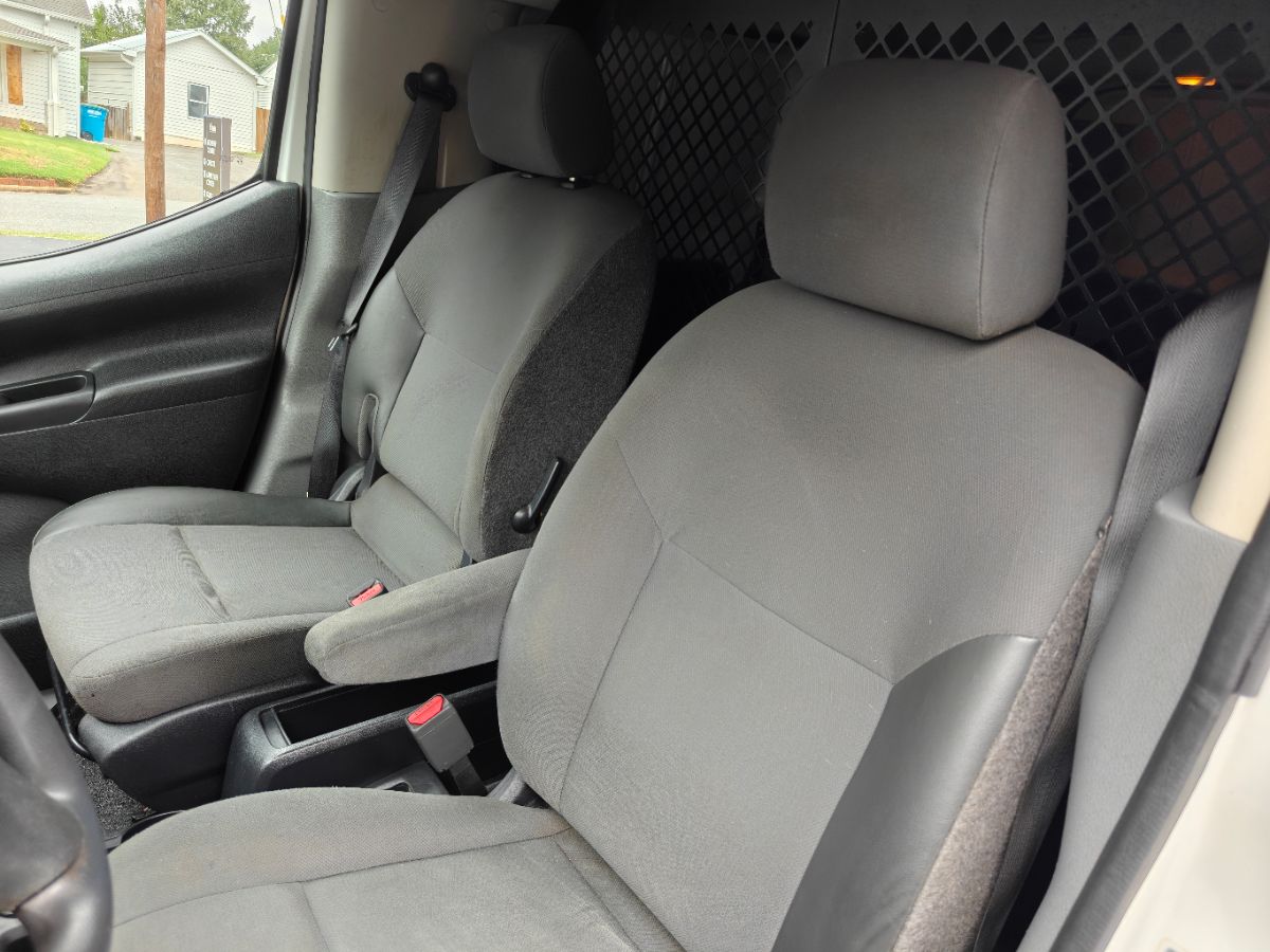 Photo 11 of this Nissan NV200 Compact Cargo