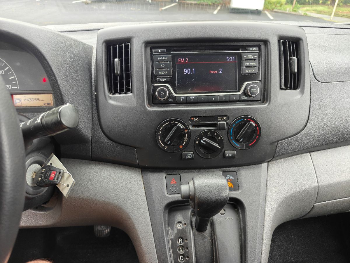 Photo 16 of this Nissan NV200 Compact Cargo