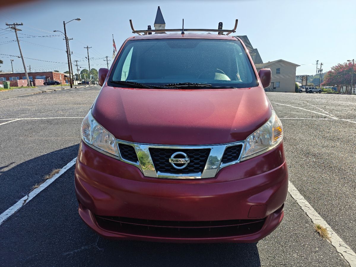 Photo 4 of this Nissan NV200