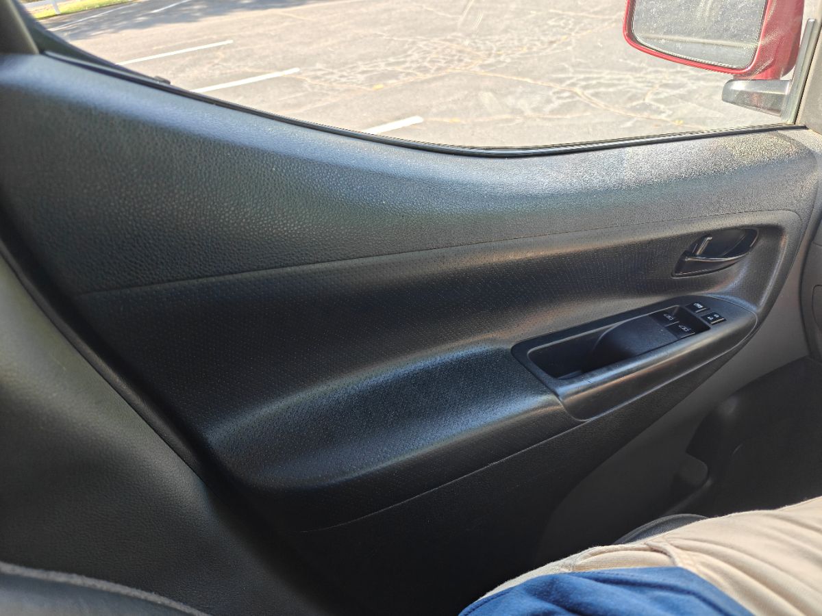 Photo 13 of this Nissan NV200