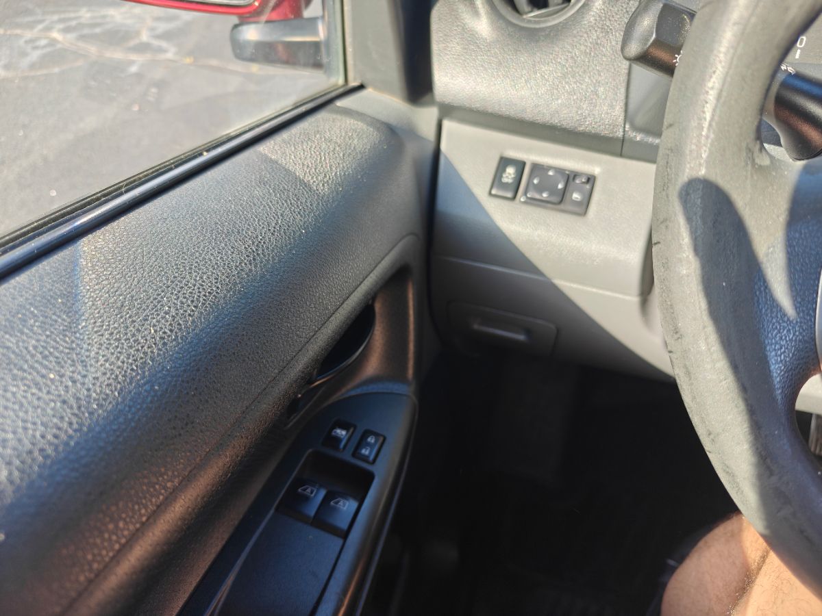 Photo 14 of this Nissan NV200
