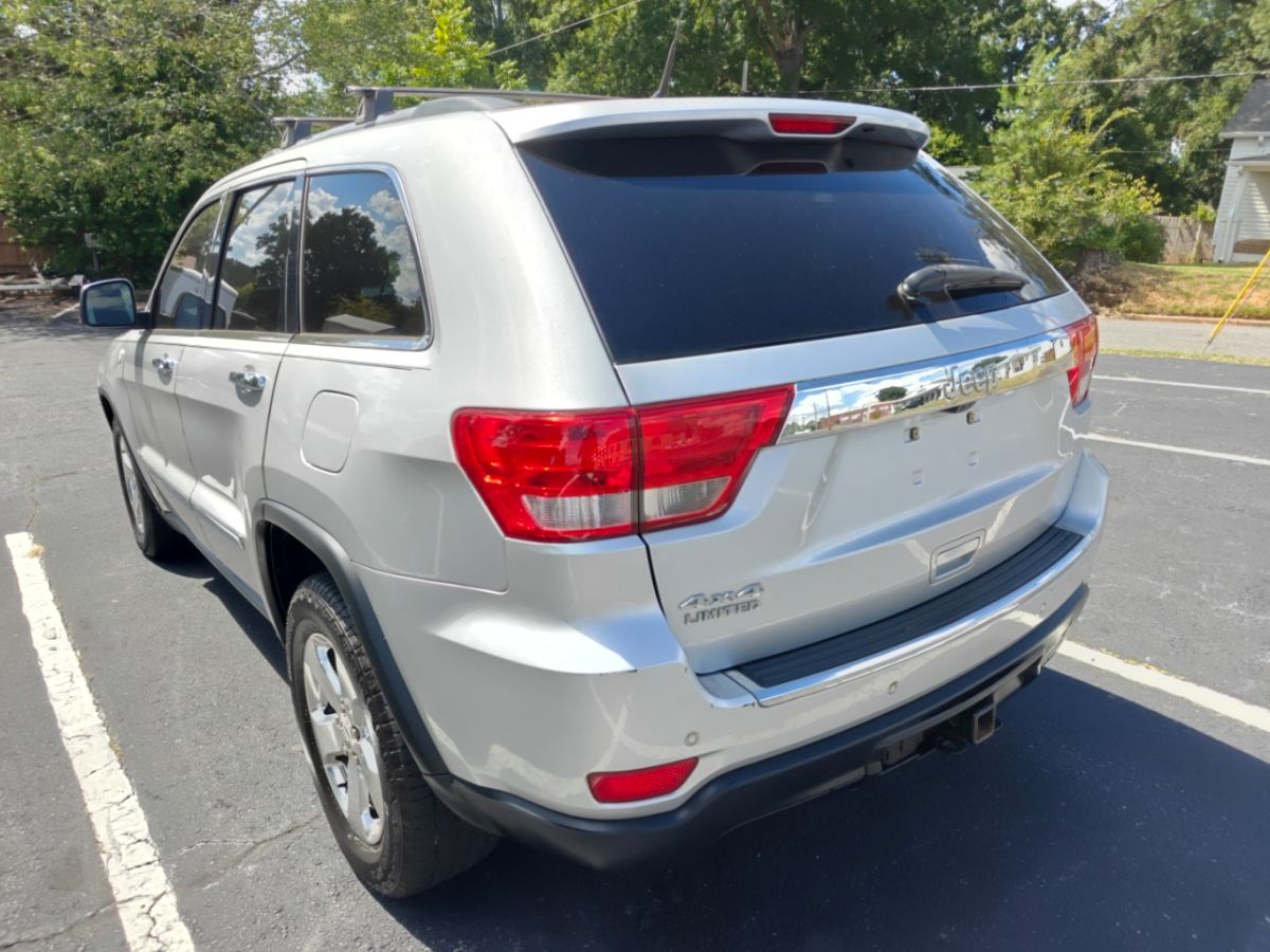 Photo 6 of this Jeep Grand Cherokee
