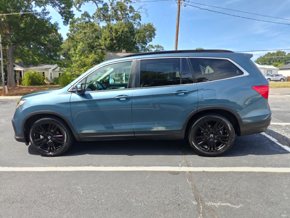 Photo 5 of this Honda Pilot