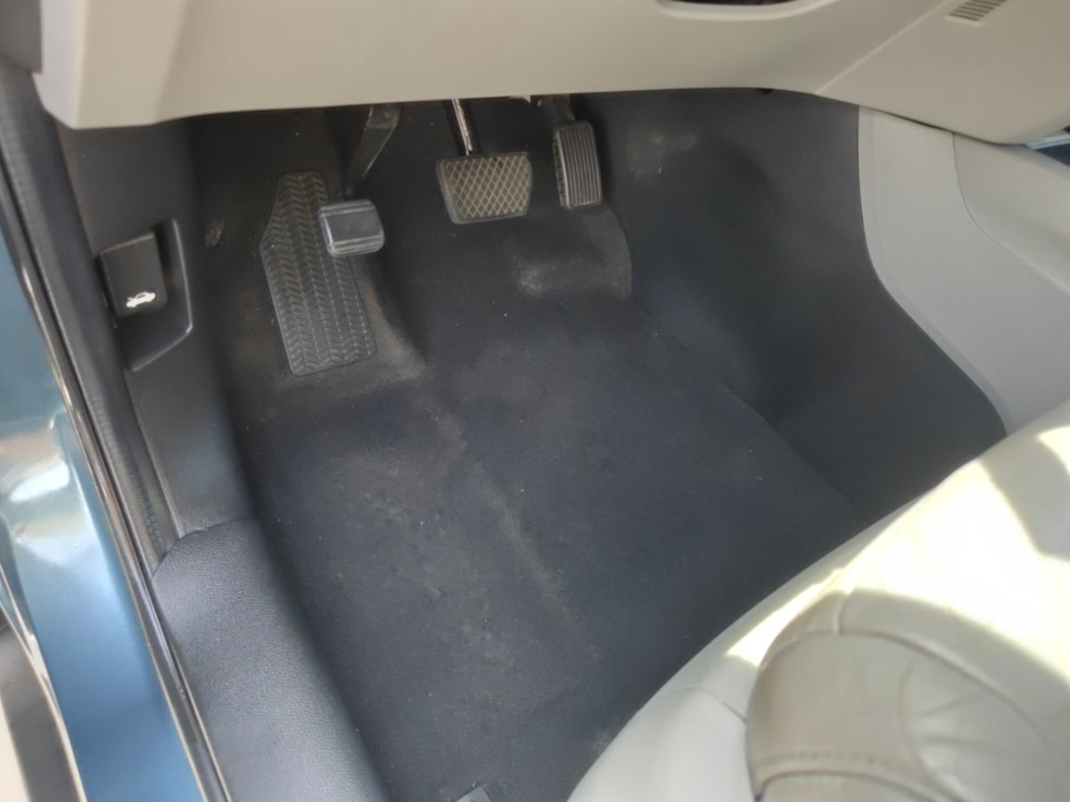 Photo 16 of this Honda Pilot