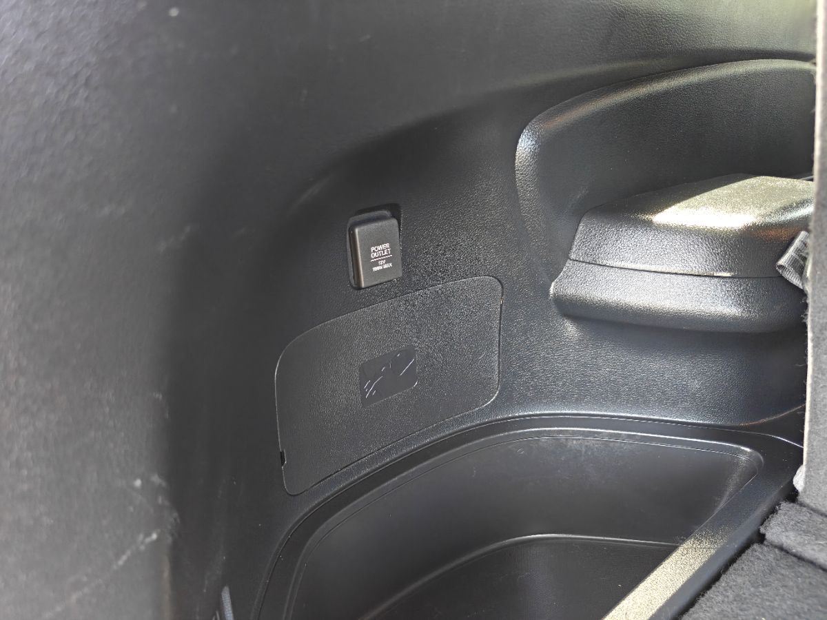 Photo 43 of this Honda Pilot