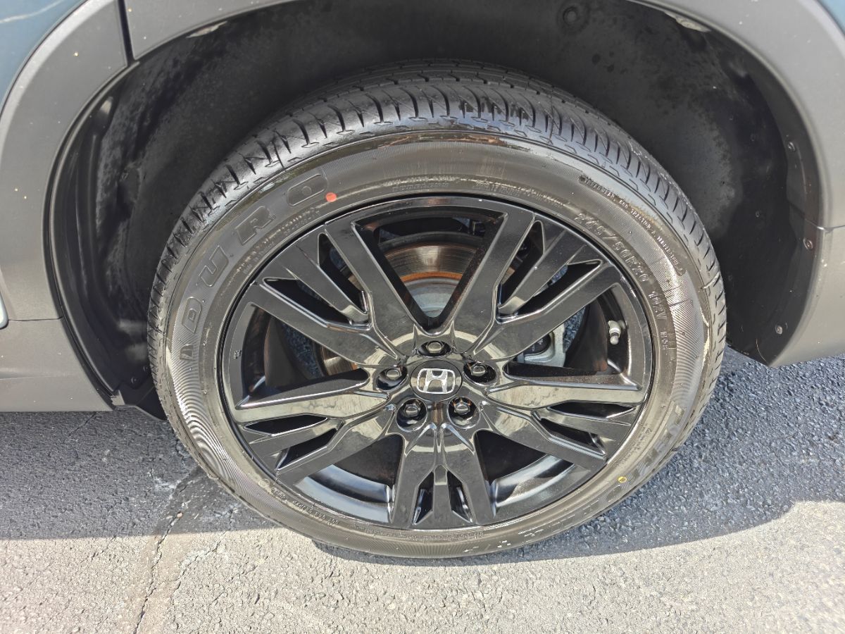 Photo 46 of this Honda Pilot