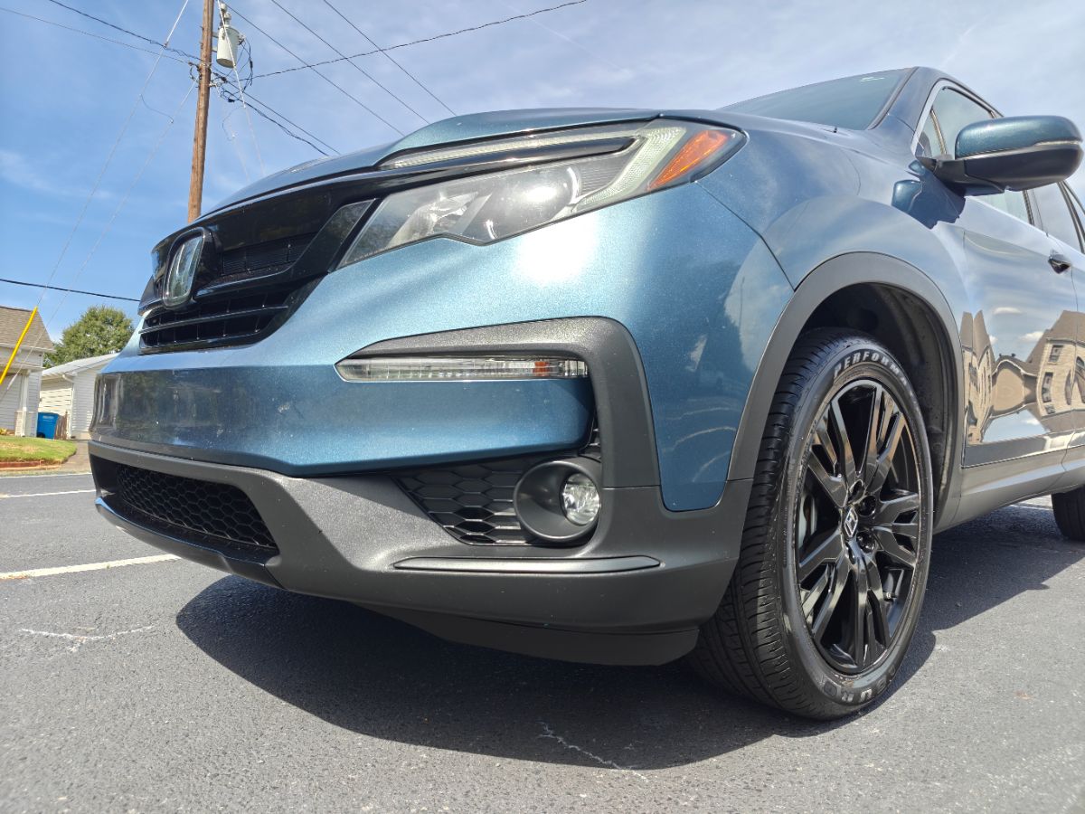 Photo 49 of this Honda Pilot
