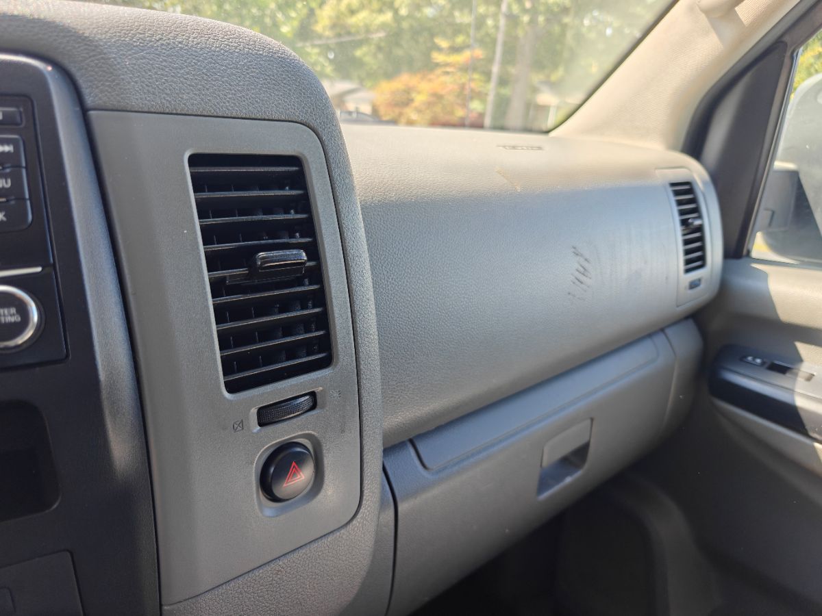 Photo 19 of this Nissan NV Cargo