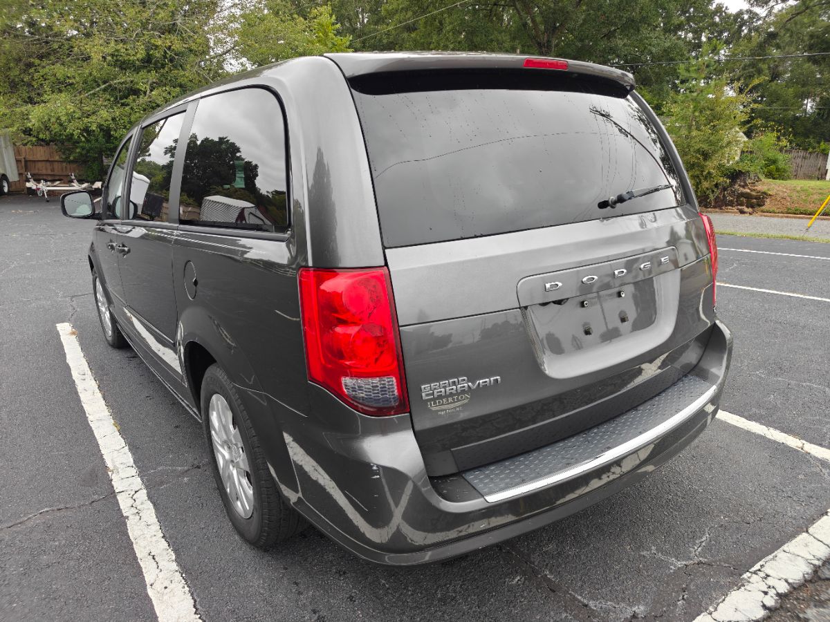 Photo 6 of this Dodge Grand Caravan