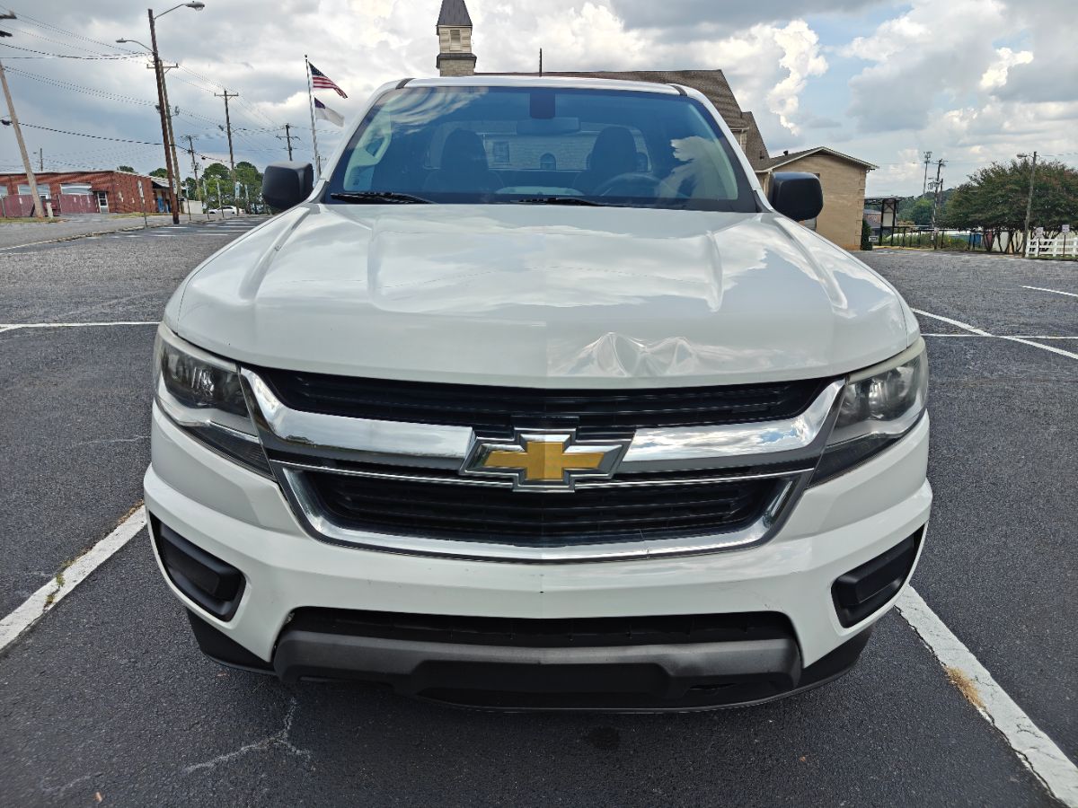 Photo 4 of this Chevrolet Colorado
