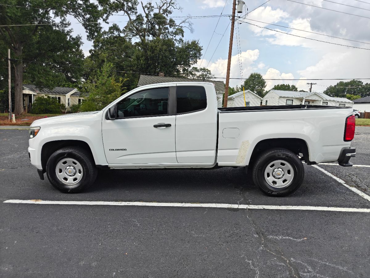 Photo 5 of this Chevrolet Colorado