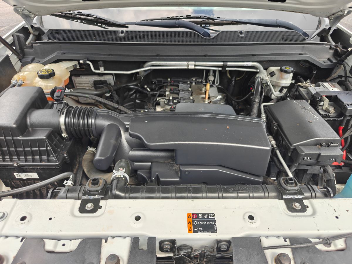 Photo 33 of this Chevrolet Colorado