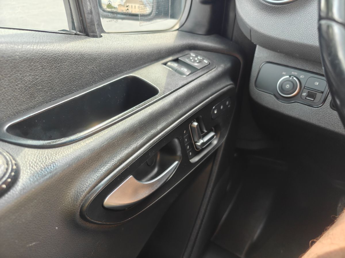 Photo 14 of this Mercedes-Benz Sprinter Passenger Van