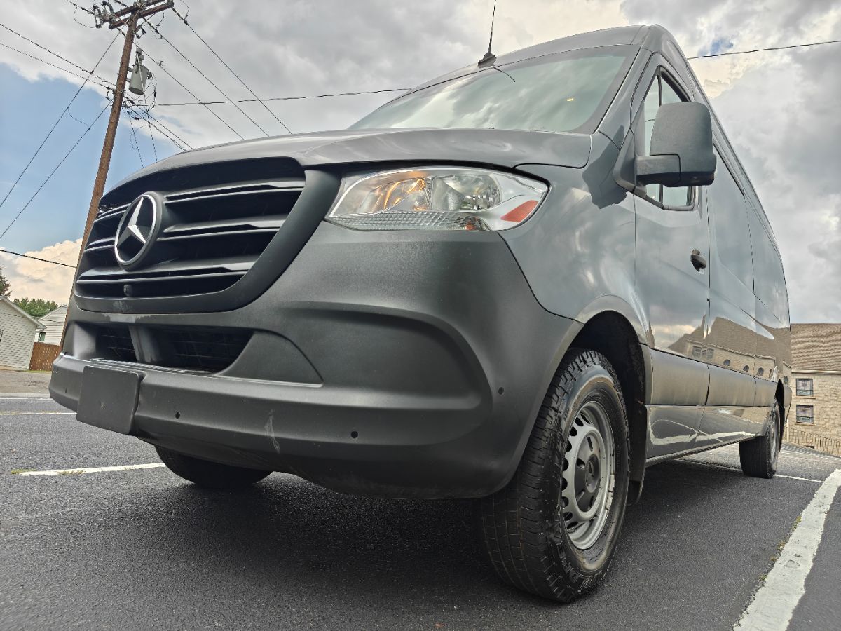Photo 47 of this Mercedes-Benz Sprinter Passenger Van