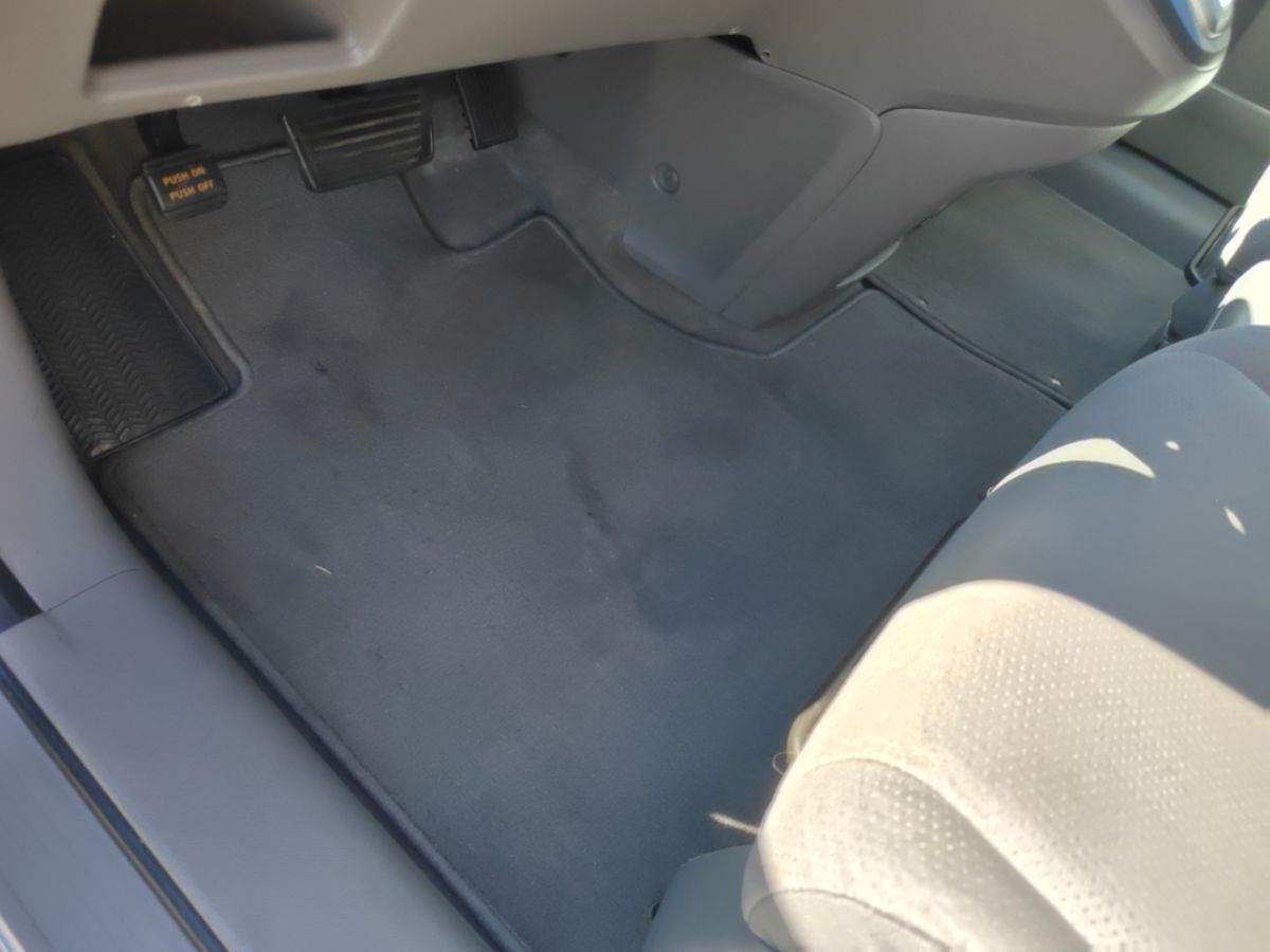 Photo 14 of this Honda CR-V