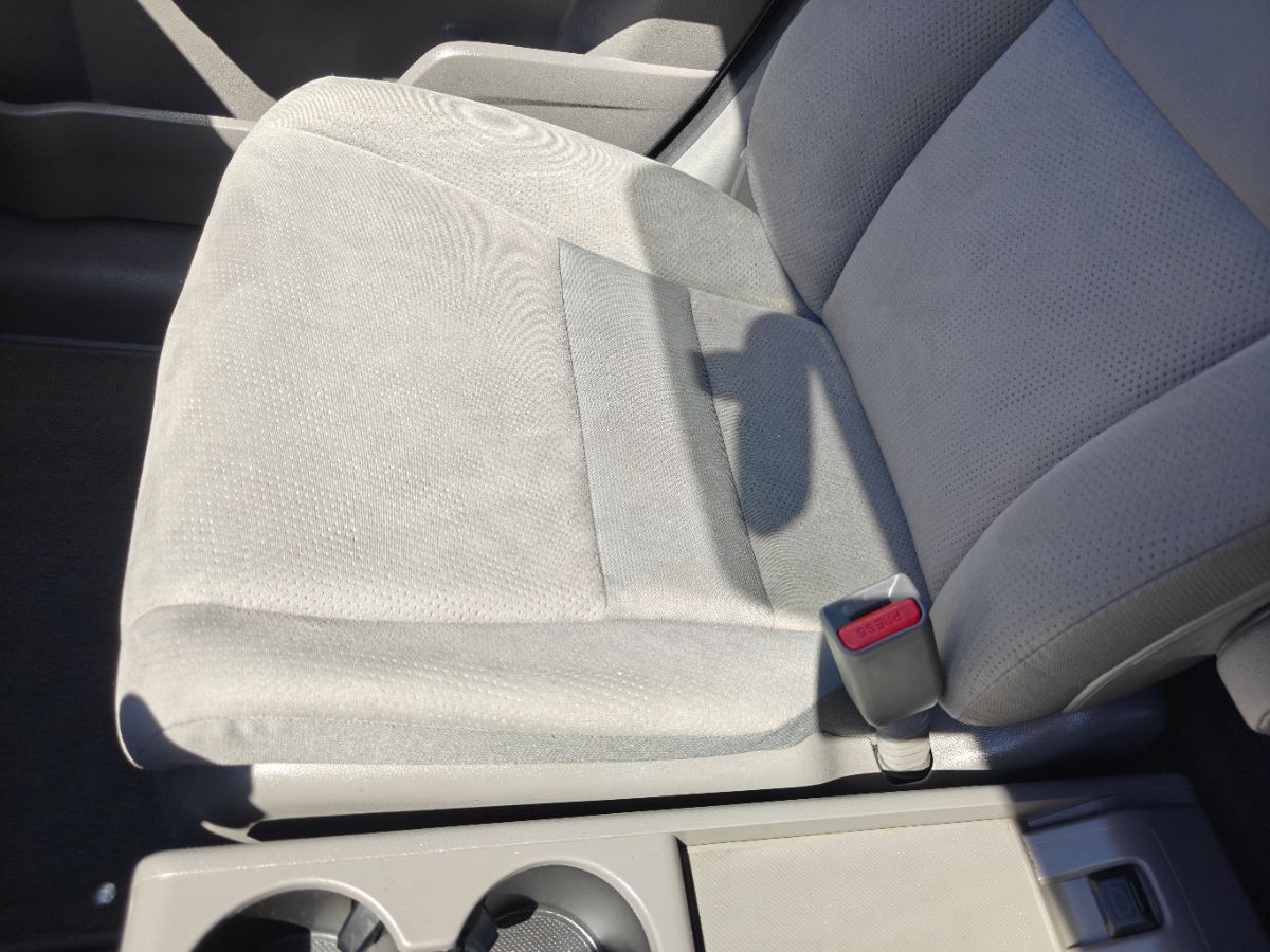 Photo 25 of this Honda CR-V